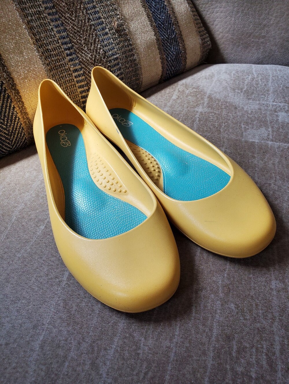 Oka-B Taylor Matte Ballet Flats In Yellow Size 8